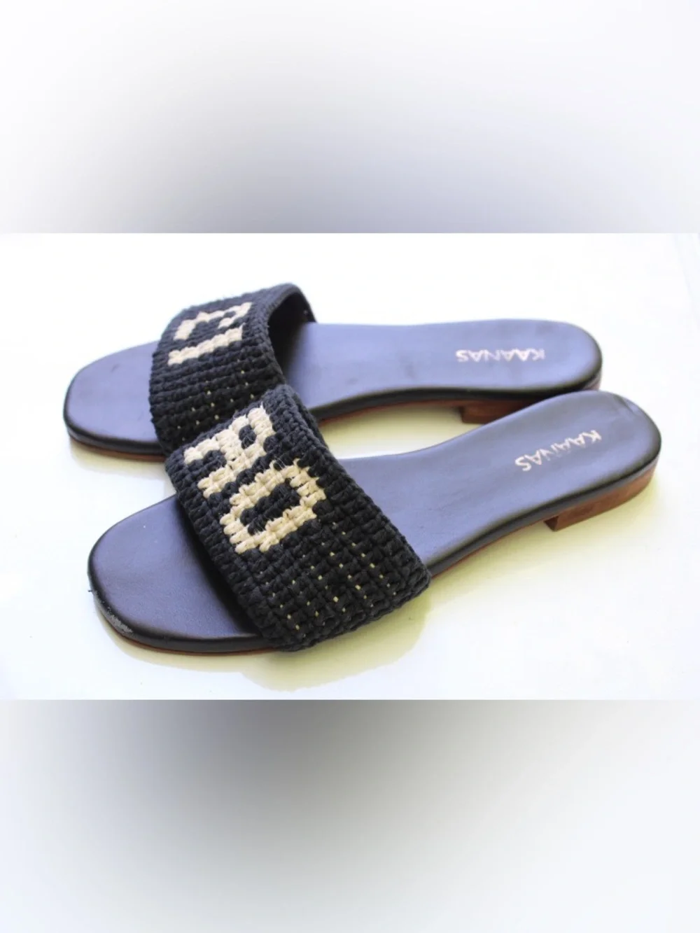 Kaanas Serin Ciao sandals